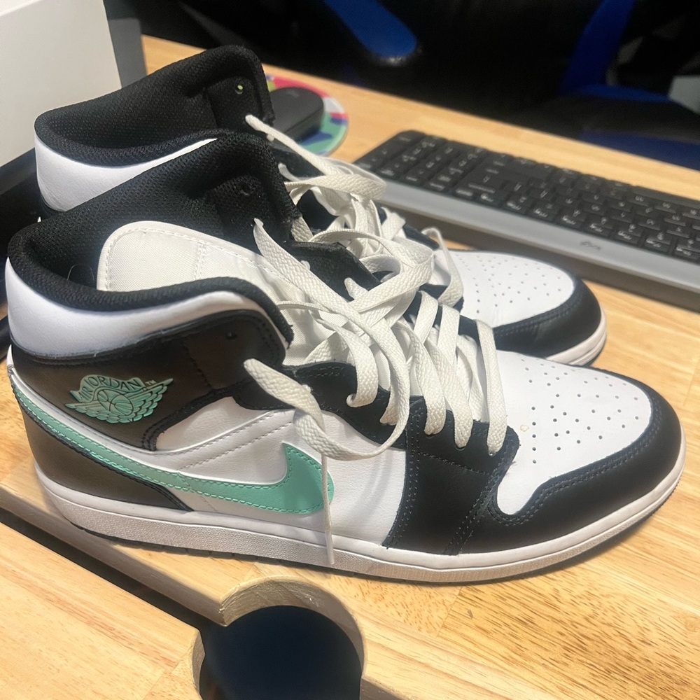Jordan 1s